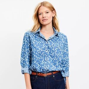 LOFT Bloom Chambray Everyday Relaxed Pocket Shirt